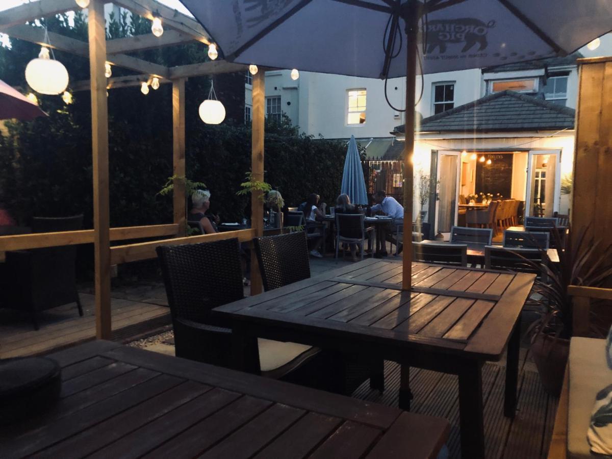Morleys Rooms - Located In The Heart Of Hurstpierpoint By Huluki Sussex Stays Buitenkant foto